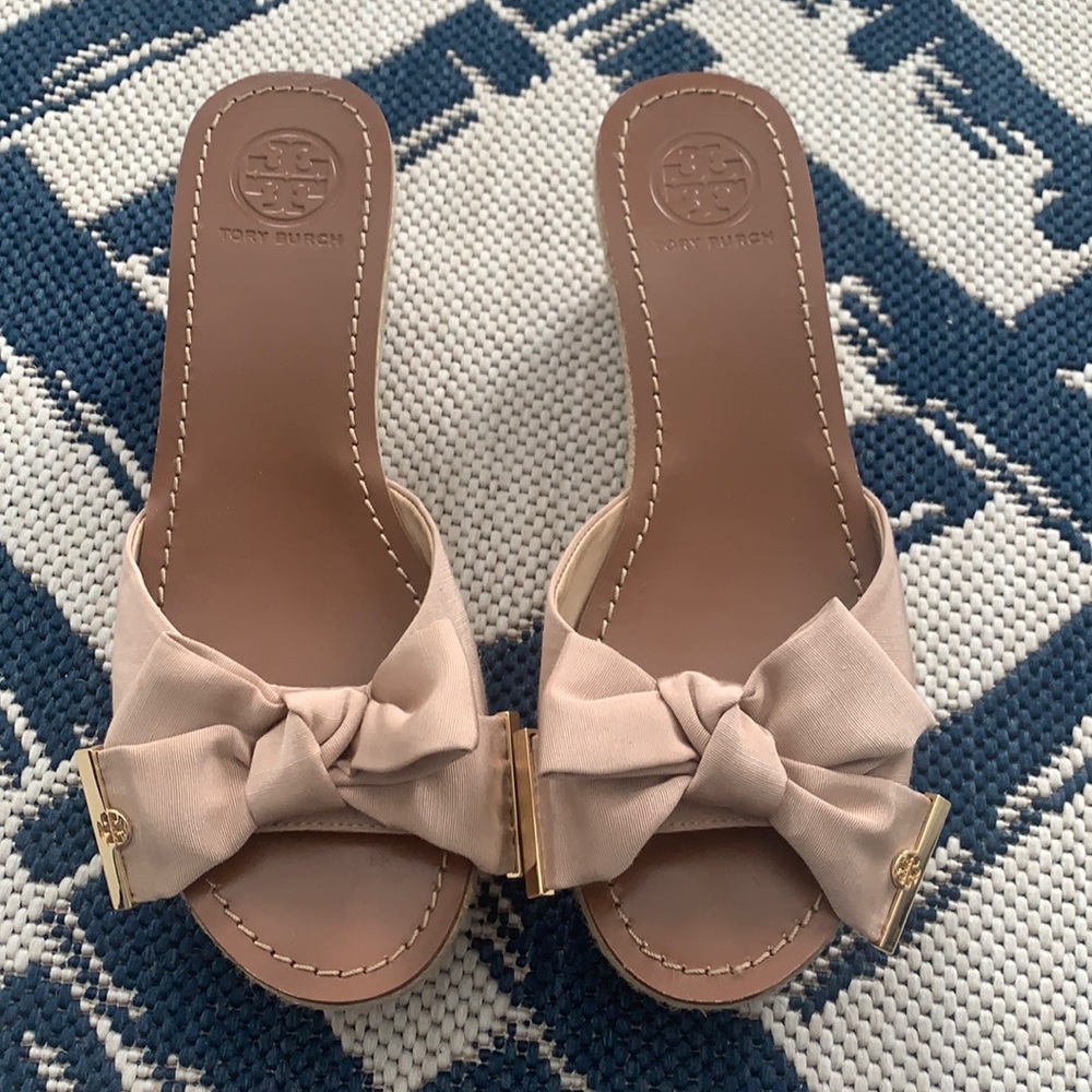 Tory Burch bow wedges